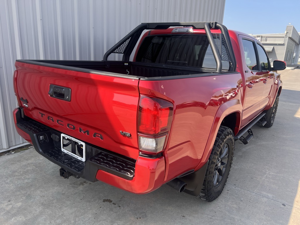 2023 Toyota Tacoma SR5 photo 13