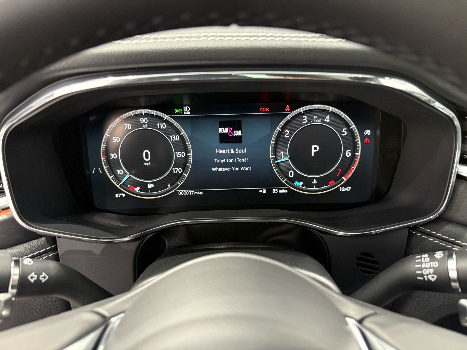 2026 Jaguar F-PACE R-Dynamic S P250 photo 14