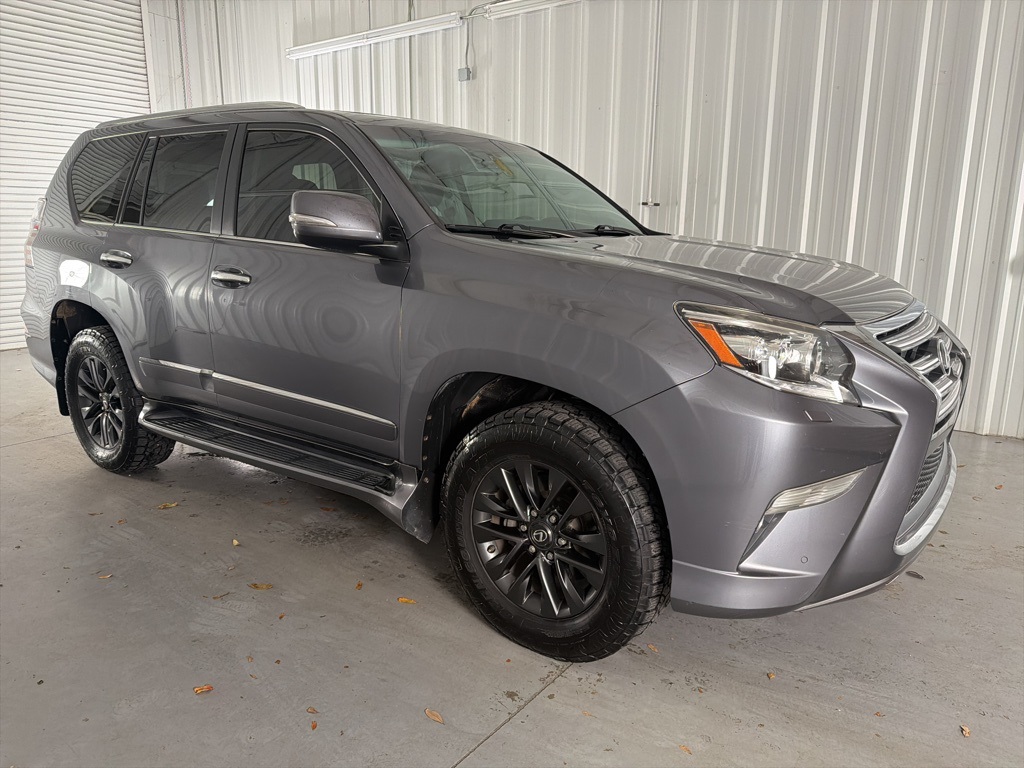 2017 Lexus GX Base's photo