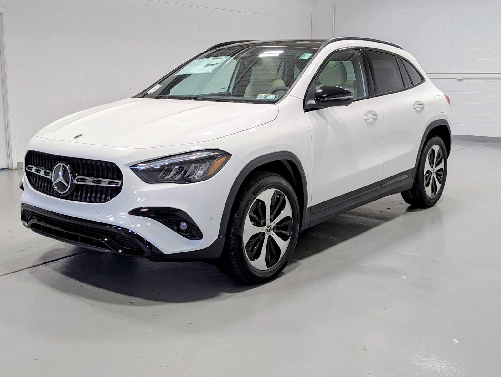 2026 Mercedes-Benz GLA GLA 250's photo