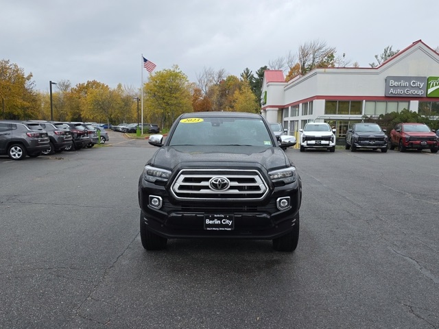 2023 Toyota Tacoma Limited photo 2