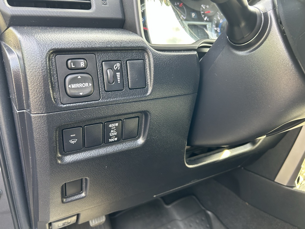 2019 Toyota 4Runner SR5 Premium photo 10