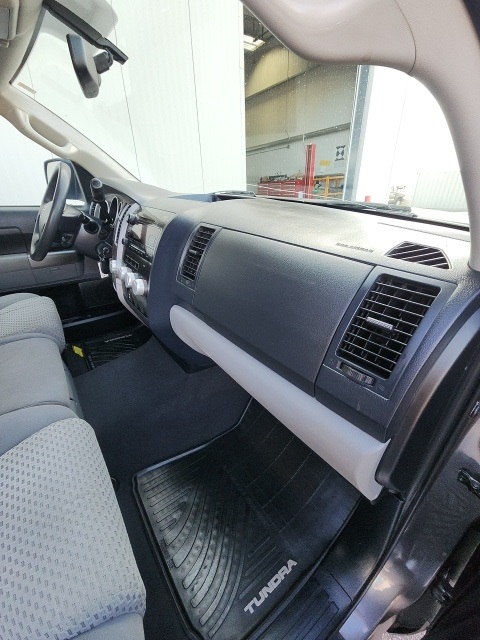 2013 Toyota Tundra Grade CrewMax photo 21