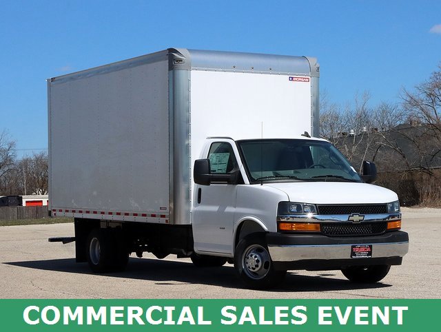 2024 Chevrolet Express Cutaway Base's photo