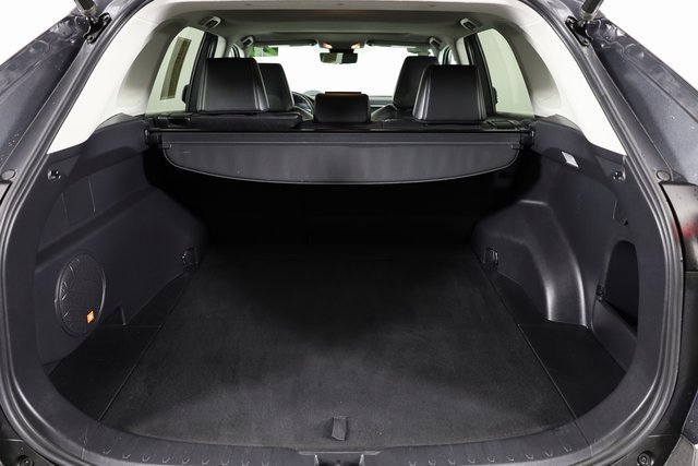 2020 Toyota RAV4 XLE Premium photo 3