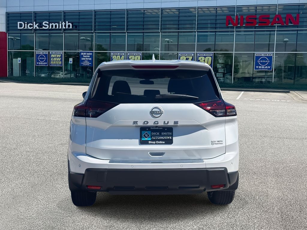 2026 Nissan Rogue SV photo 3