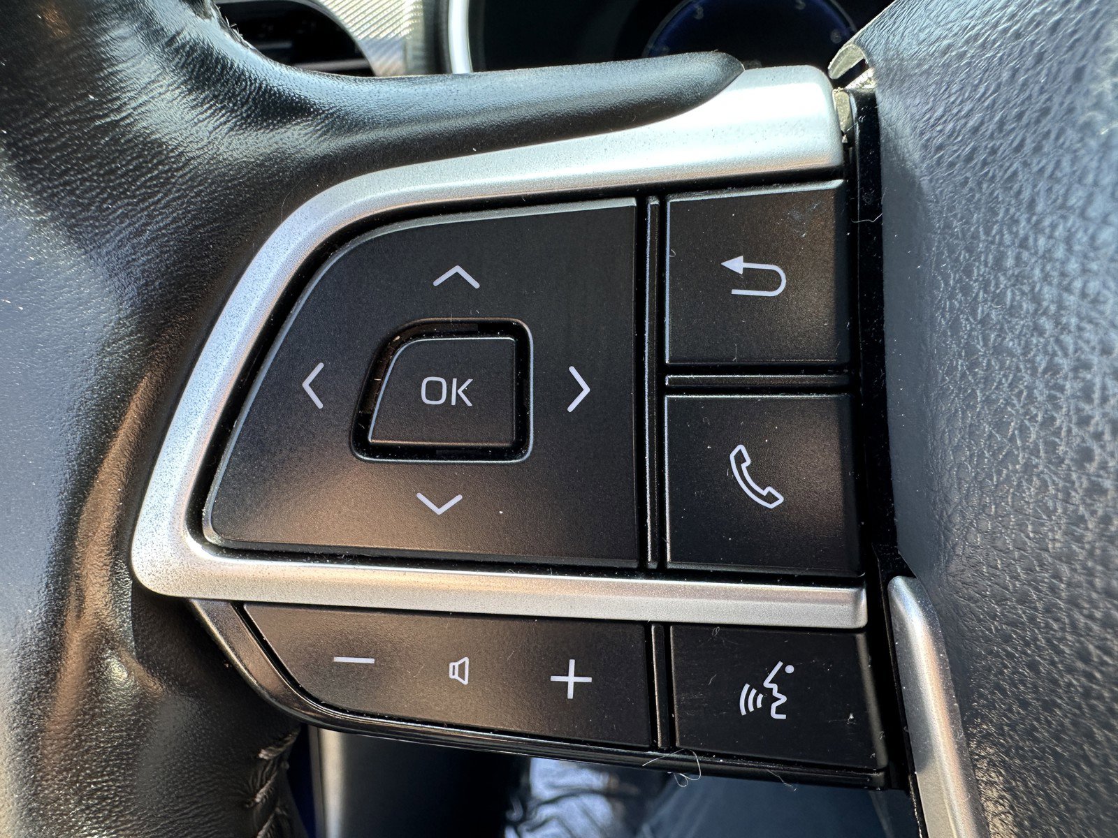2023 Toyota Highlander Platinum photo 22