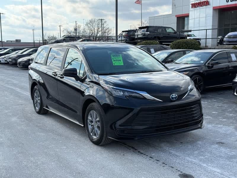 2025 Toyota Sienna