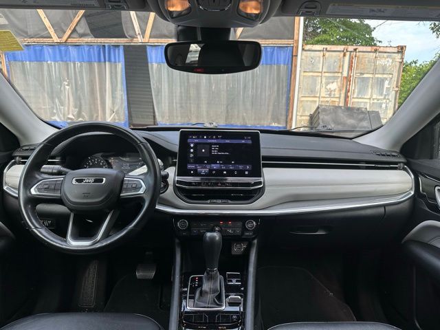2022 Jeep Compass Limited photo 25