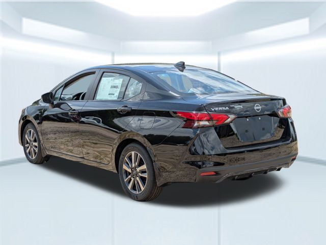 2025 Nissan Versa SV photo 2