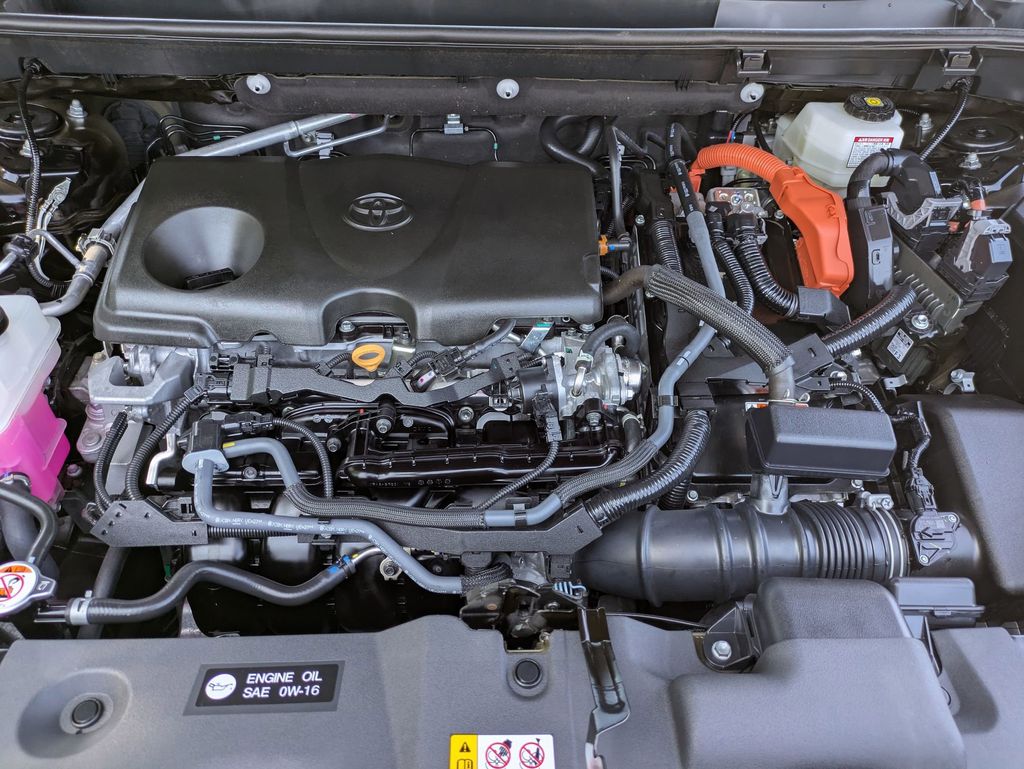 2024 Toyota RAV4 Hybrid photo 28