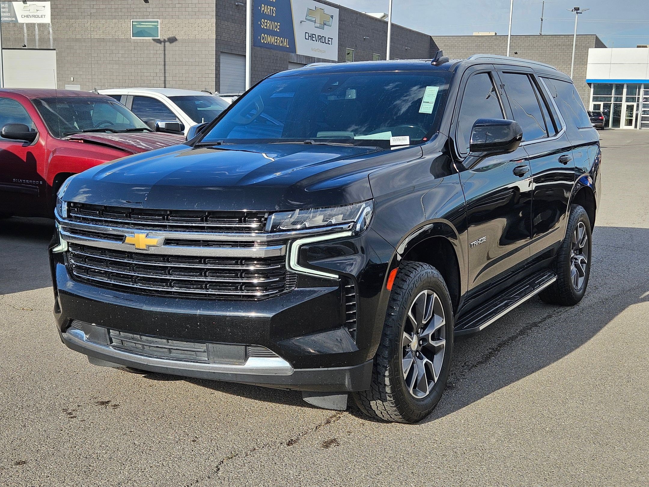 2021 Chevrolet Tahoe LT photo 6