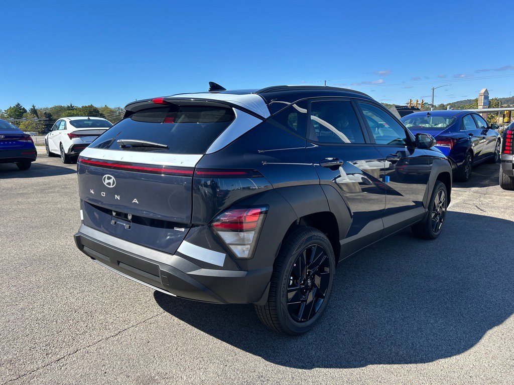 2026 Hyundai Kona SEL photo 3
