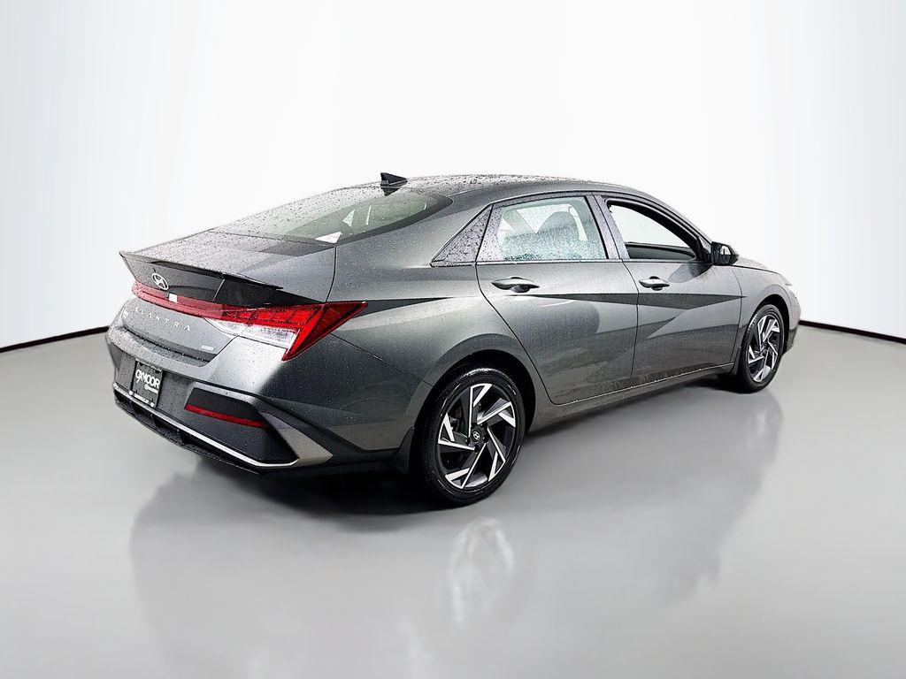 2025 Hyundai Elantra Hybrid SEL Sport photo 7