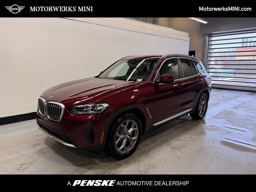 2022 BMW X3 30i's photo