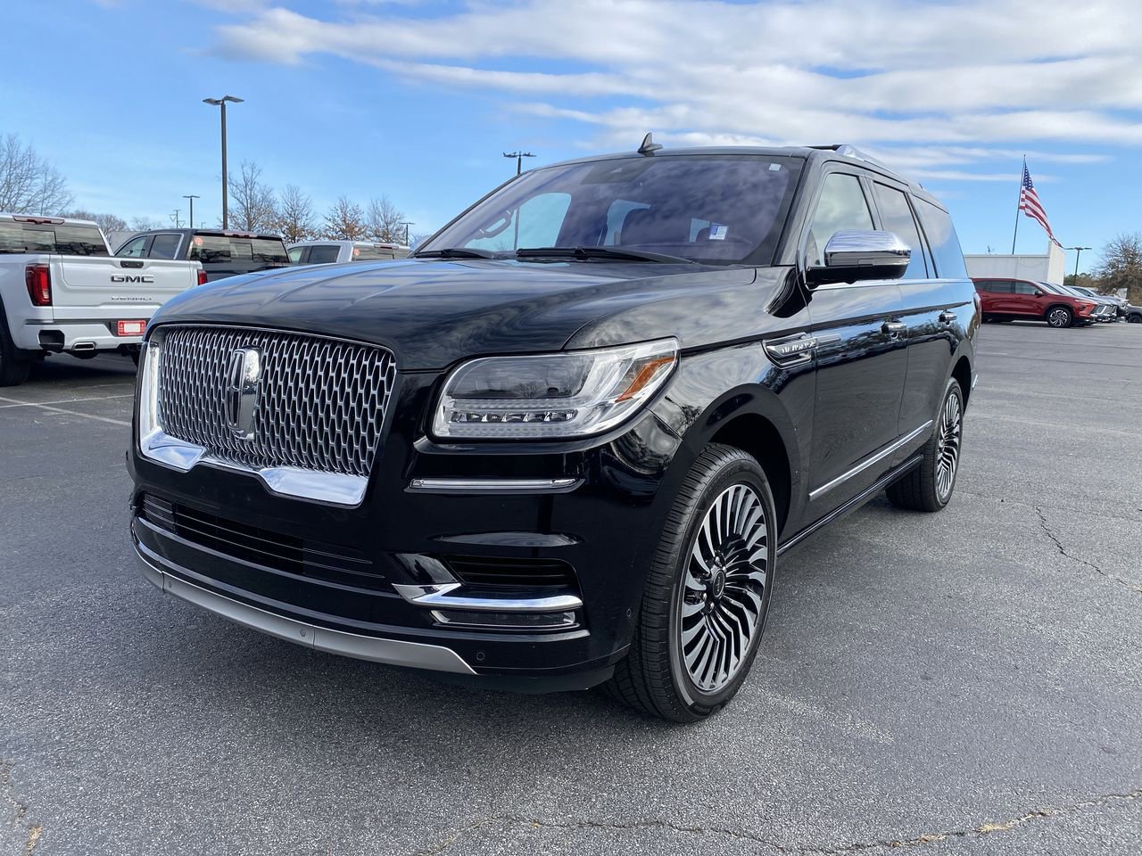 2018 Lincoln Navigator Black Label's photo