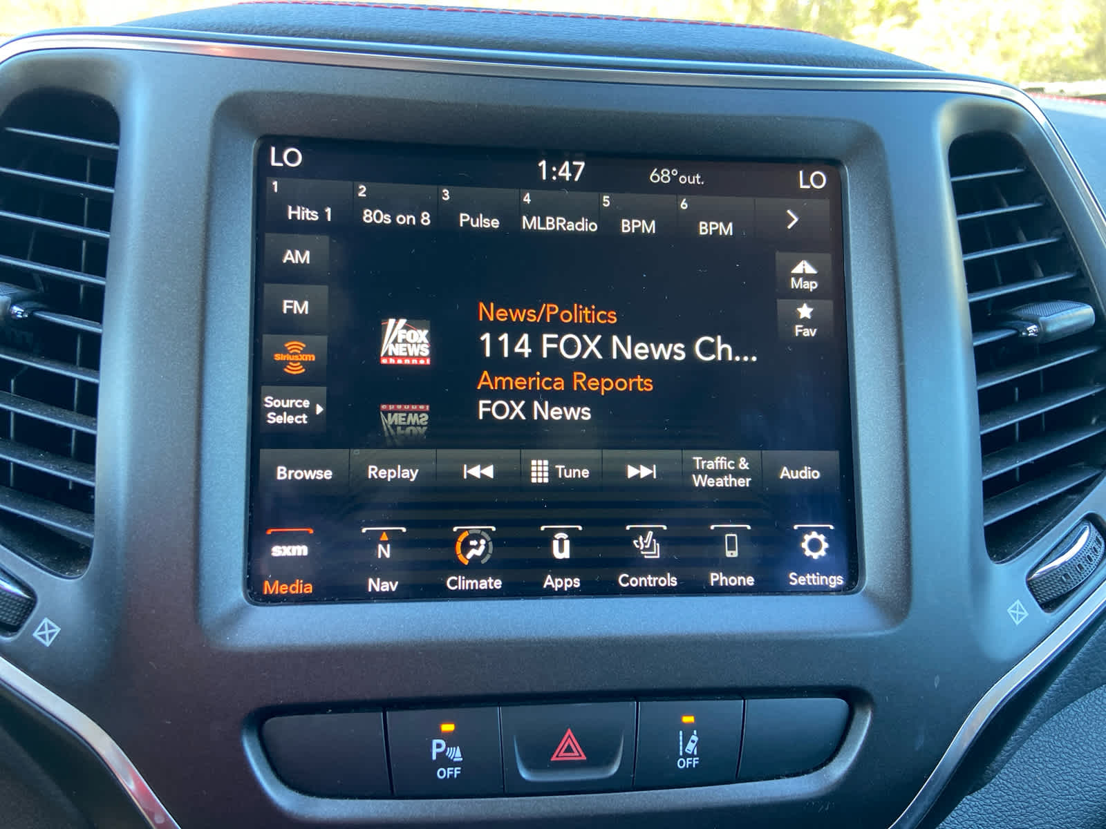 2021 Jeep Cherokee Trailhawk photo 19