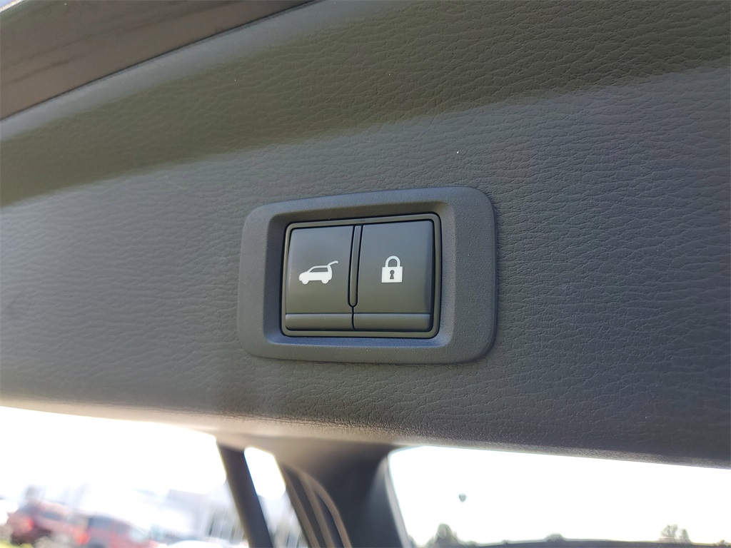 2024 Mitsubishi Outlander SE photo 11