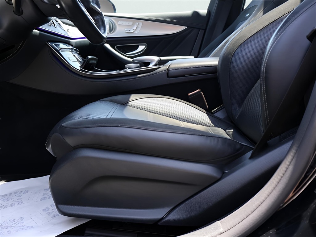 2018 Mercedes Benz E 43 AMG 4MATIC photo 37