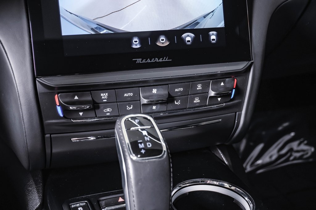 2022 Maserati Quattroporte Modena Q4 photo 24