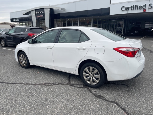 2016 Toyota Corolla L photo 2