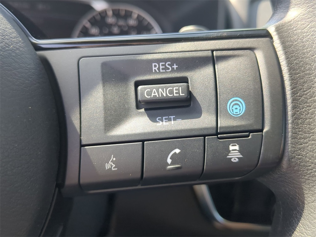2021 Nissan Rogue SV photo 23