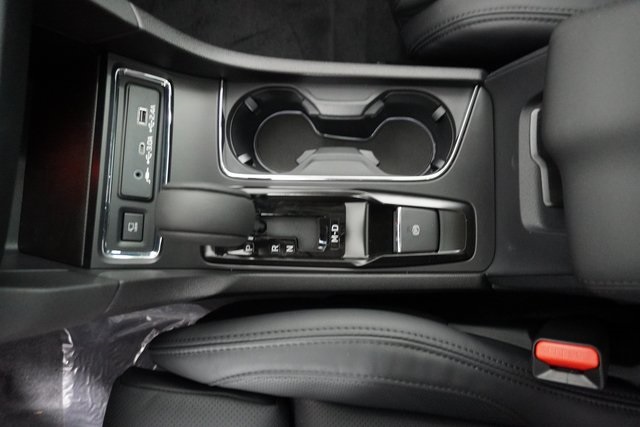 2025 Subaru Ascent Onyx Edition Touring photo 15