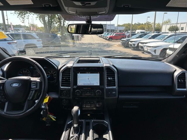 2016 Ford F-150 XLT photo 26