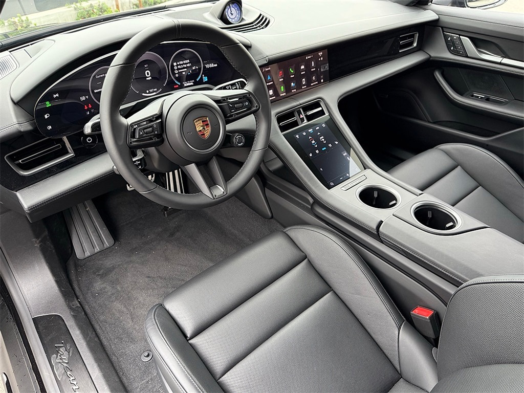 2025 Porsche Taycan 4S photo 2