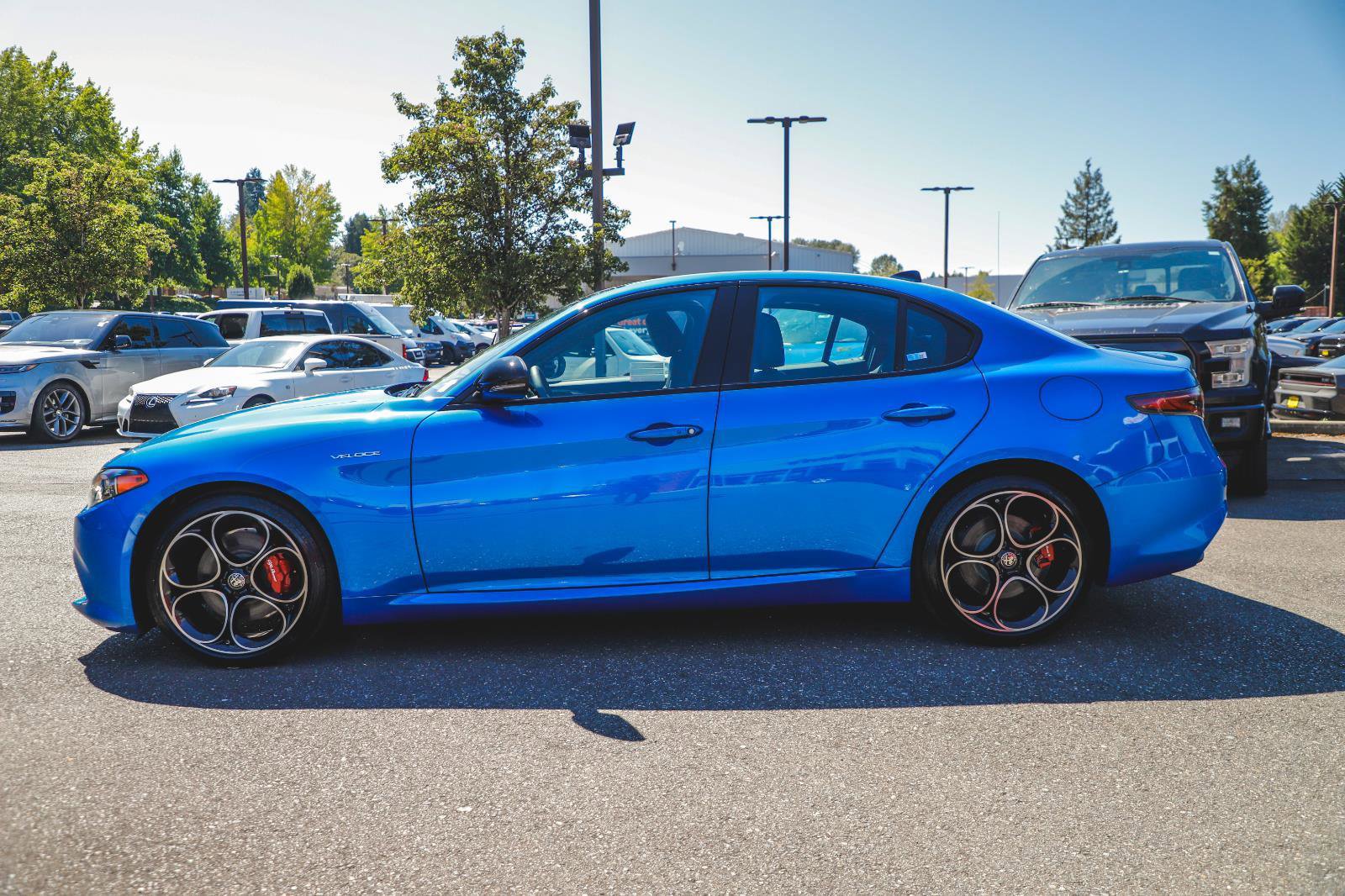 2025 Alfa Romeo Giulia Base photo 11
