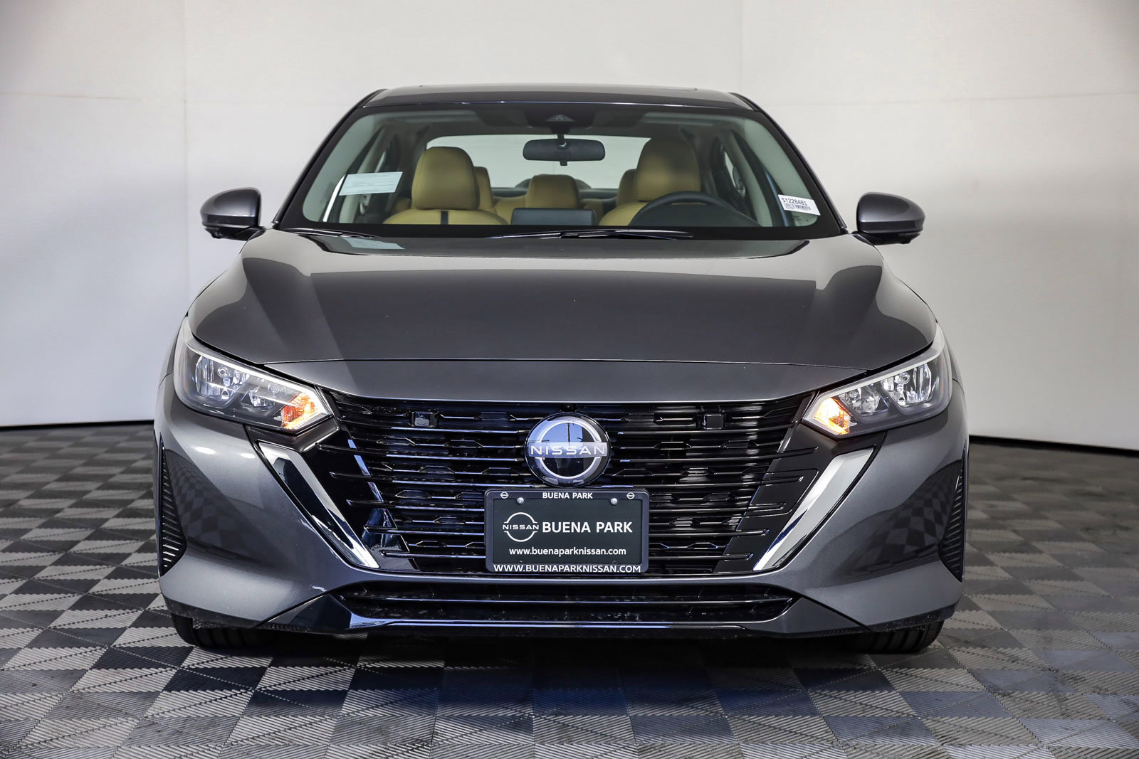 2025 Nissan Sentra SV photo 4