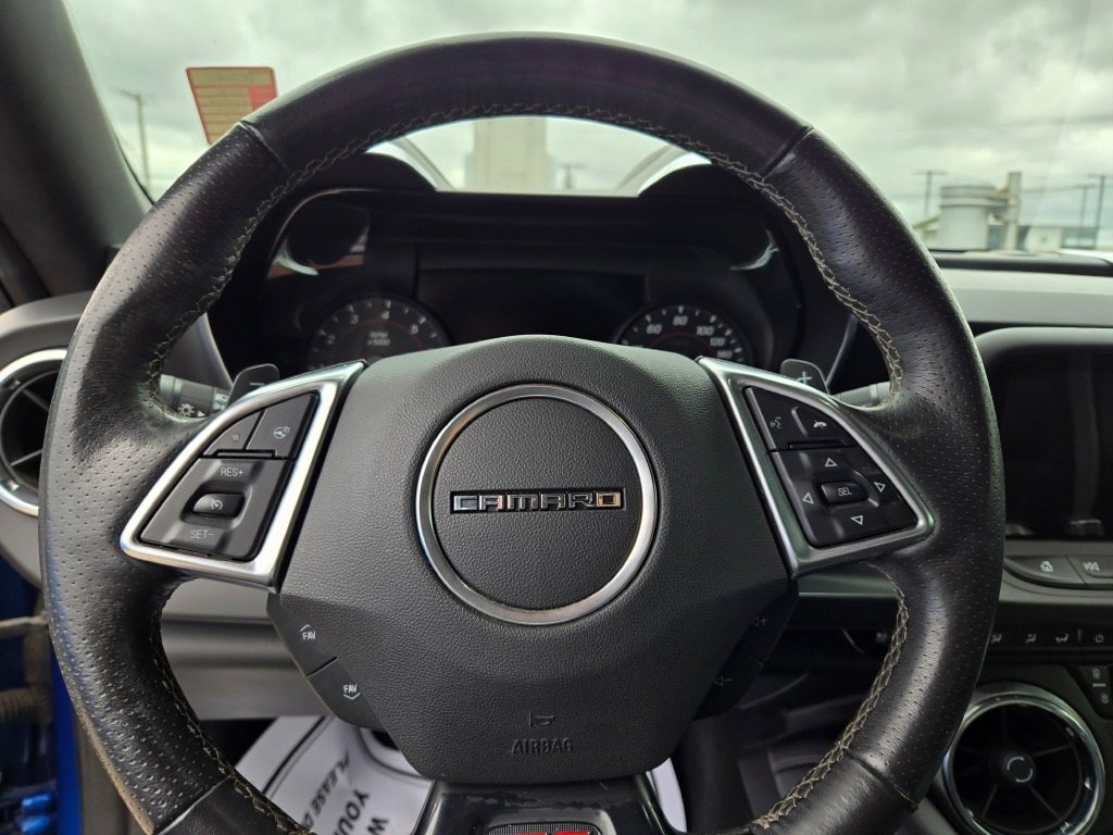 2016 Chevrolet Camaro 2SS photo 30