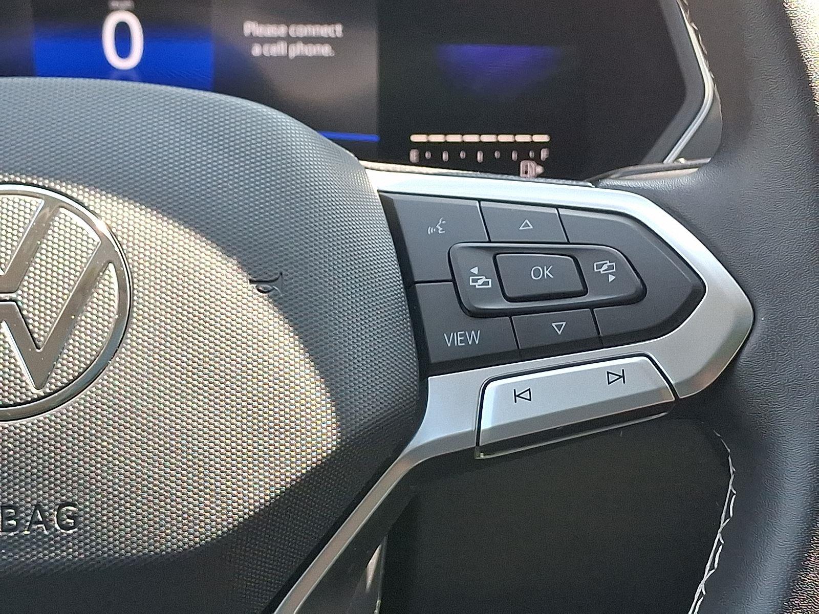 2022 Volkswagen Tiguan SE photo 21