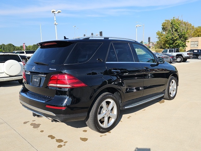 2016 Mercedes Benz GLE 350 4MATIC photo 3