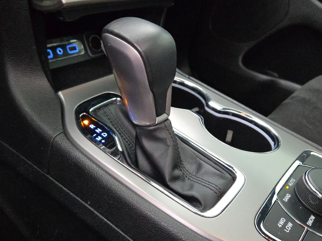 2022 Jeep Cherokee Laredo X photo 29