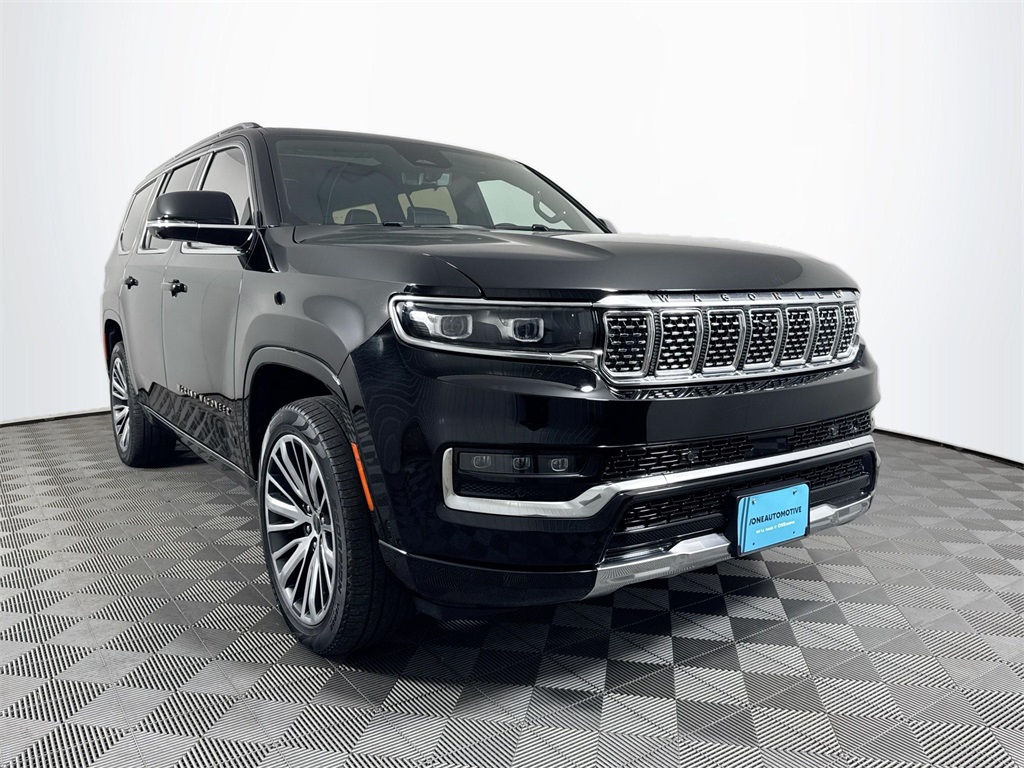 2023 Jeep Grand Wagoneer III photo 4