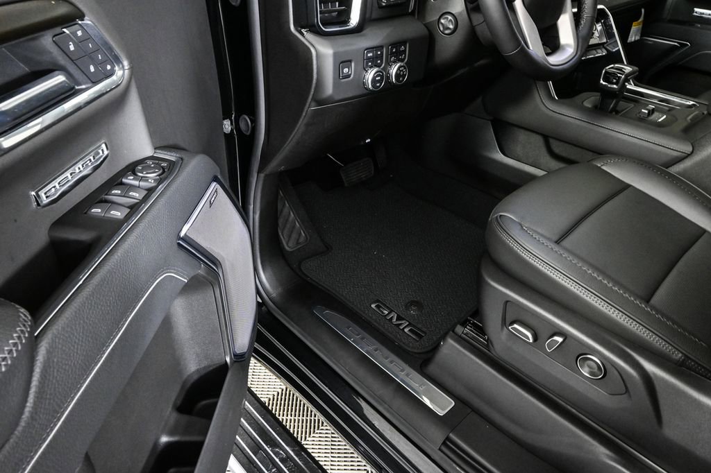 2025 Gmc Sierra 1500 Denali photo 8