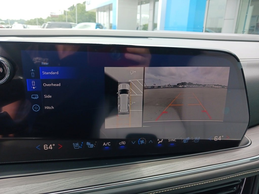 2025 Chevrolet Tahoe Premier photo 18