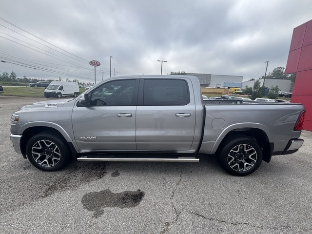 2026 Ram 1500 Laramie photo 3
