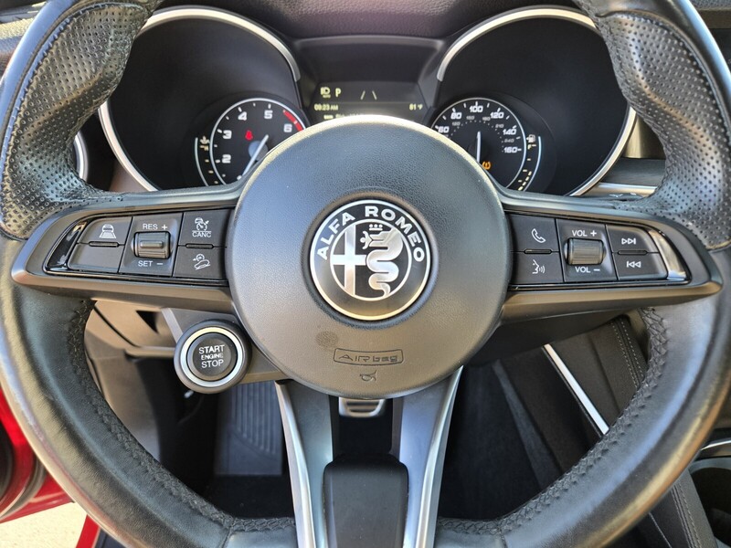2022 Alfa Romeo Stelvio Ti photo 22