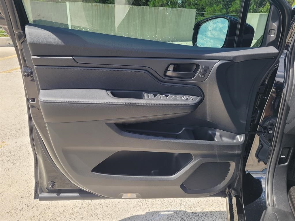 2026 Honda Odyssey photo 16