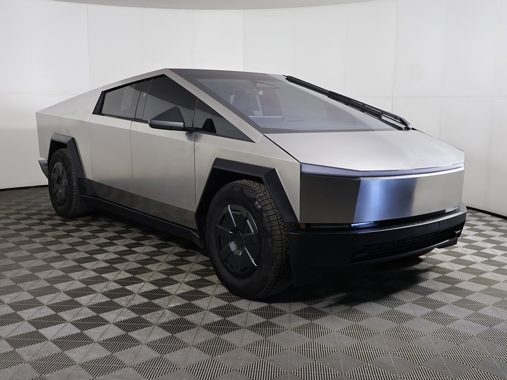 Used 2024 Tesla Cybertruck Base with VIN 7G2CEHED7RA042585 for sale in Parma, OH