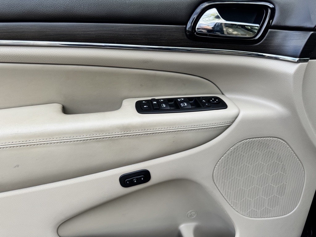 2021 Jeep Grand Cherokee Overland photo 15