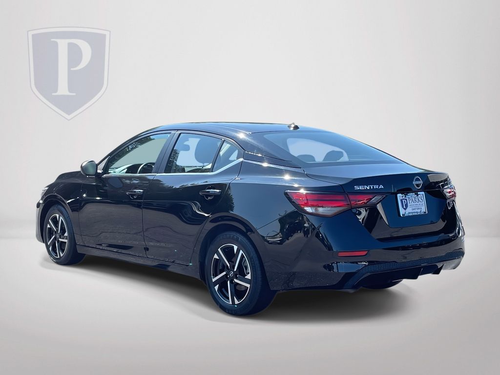 2024 Nissan Sentra SV photo 3