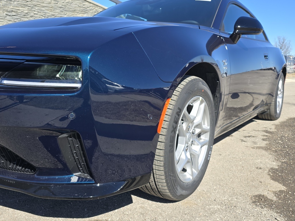 2025 Dodge Charger R/T photo 2
