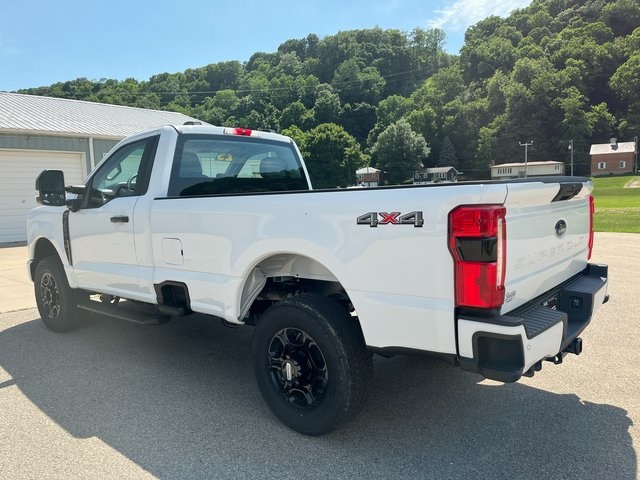 2025 Ford F-350 XL photo 7