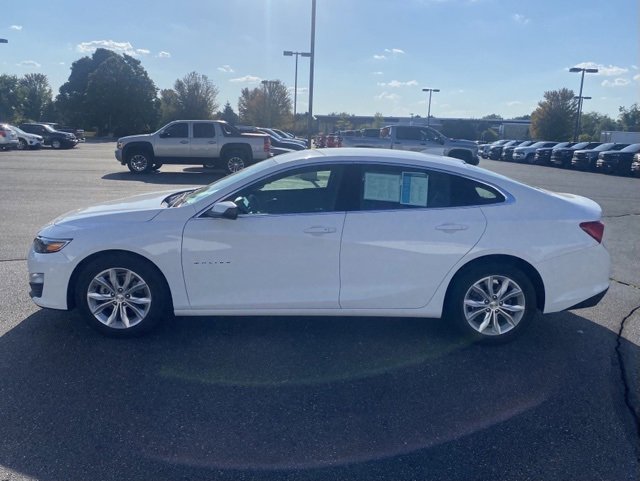 2024 Chevrolet Malibu 1LT photo 4