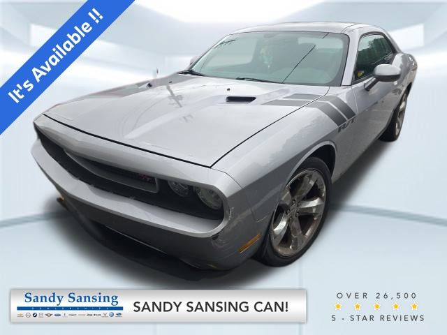 2014 Dodge Challenger R/T's photo