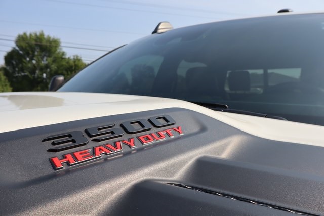 2024 Ram 3500 Laramie photo 10