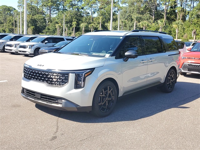 2026 Kia Carnival SX photo 3